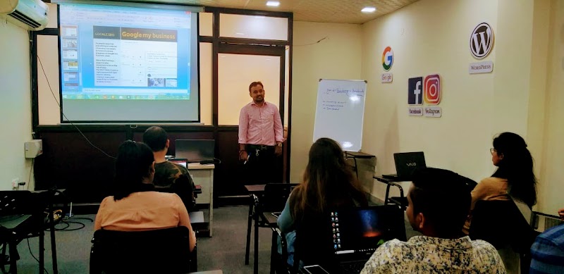 Aspiration Coaching Class.Tuition - Tuition Center in All Cities