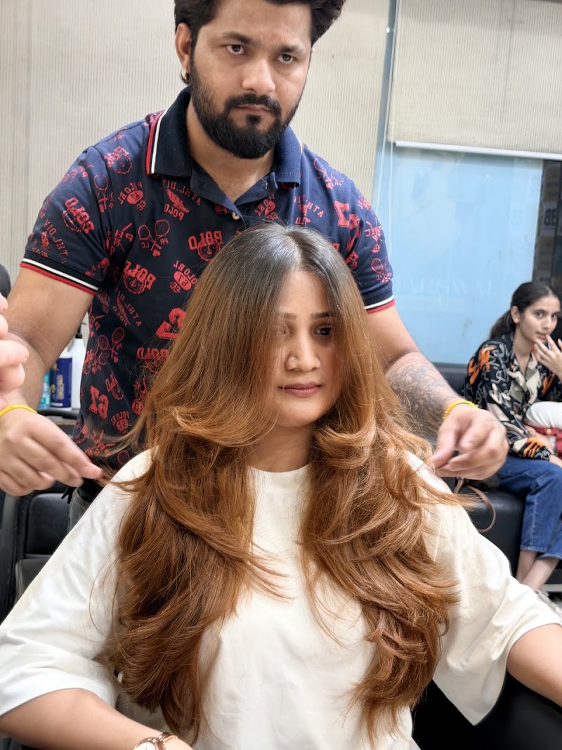 Big Brother Hair - Beauty Parlor in Delhi