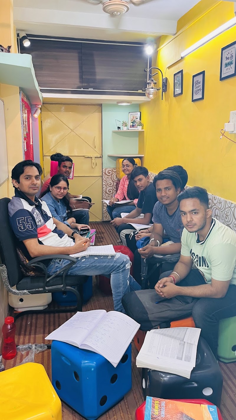 Commerce Point Coaching - Coaching-Commerce in Delhi
