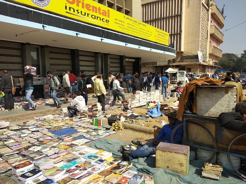 Daryaganj Sunday Book - Bookshop in Delhi