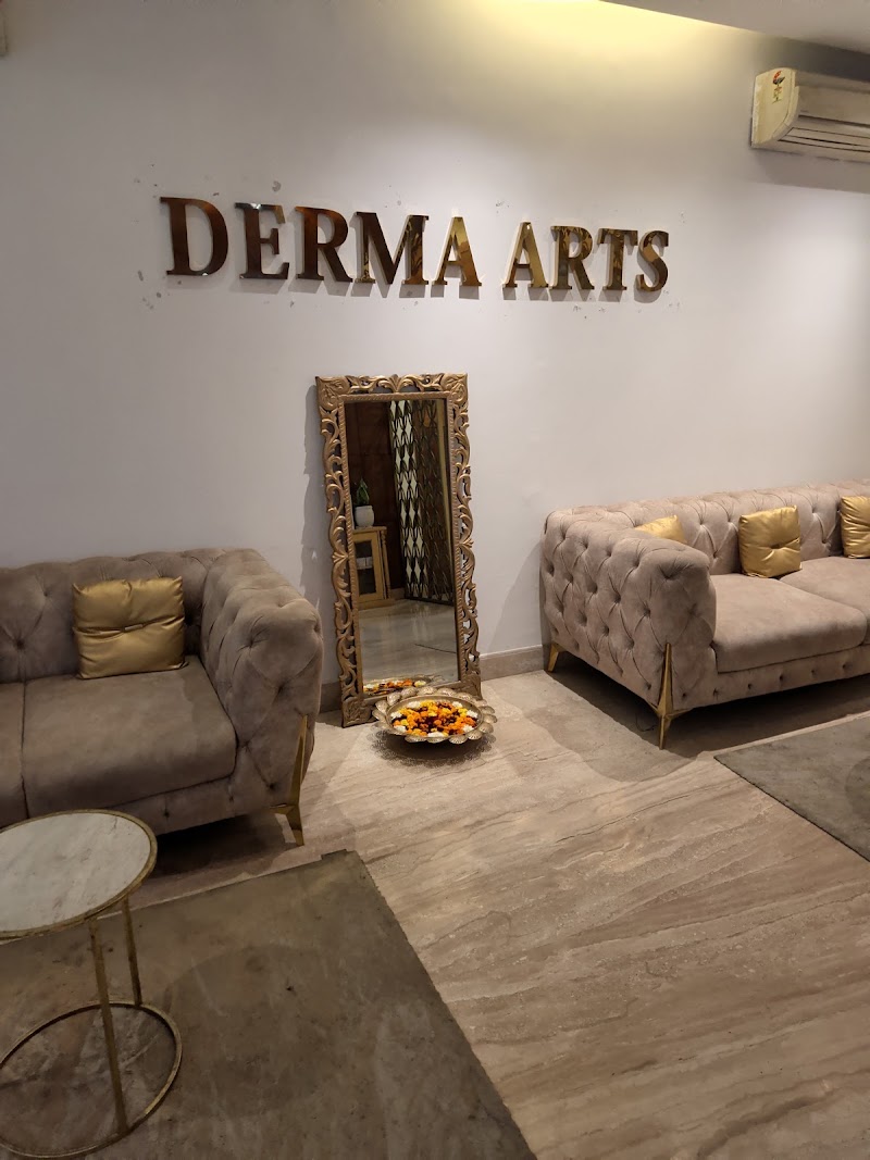 Derma Arts - Dermatologist in Delhi