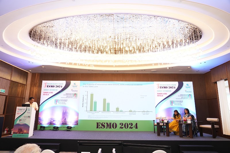 Dr. Manish Singhal - Oncologist in Delhi