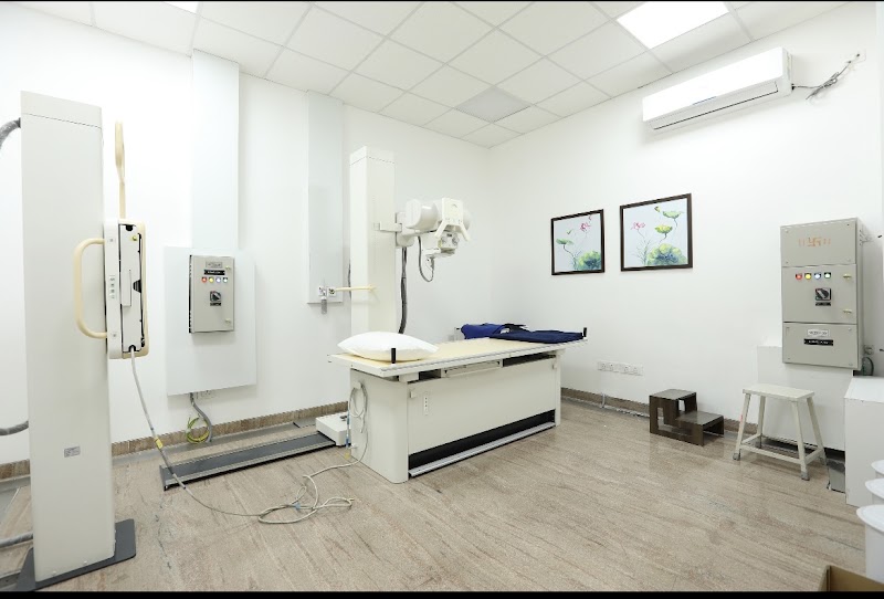 Dr. Meinal Chaudhry - Radiologist in Delhi