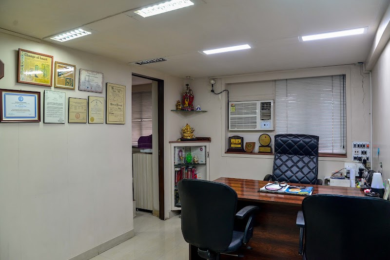 Dr. Siddharth Dagli - Cardiologist in Mumbai