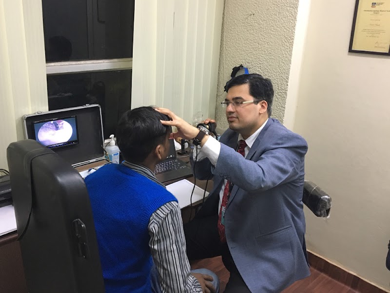 Dr. Vineet Narula - ENT Specialist in Delhi