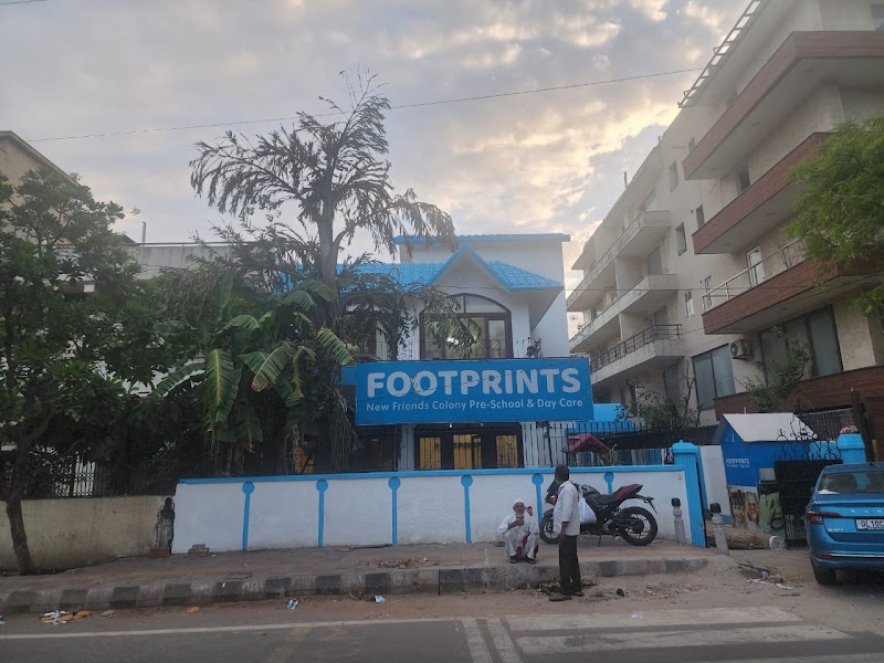 Footprints: Play School - Kids Pre-School in Delhi