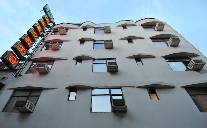 Hotel Toronto - Hotel in Delhi