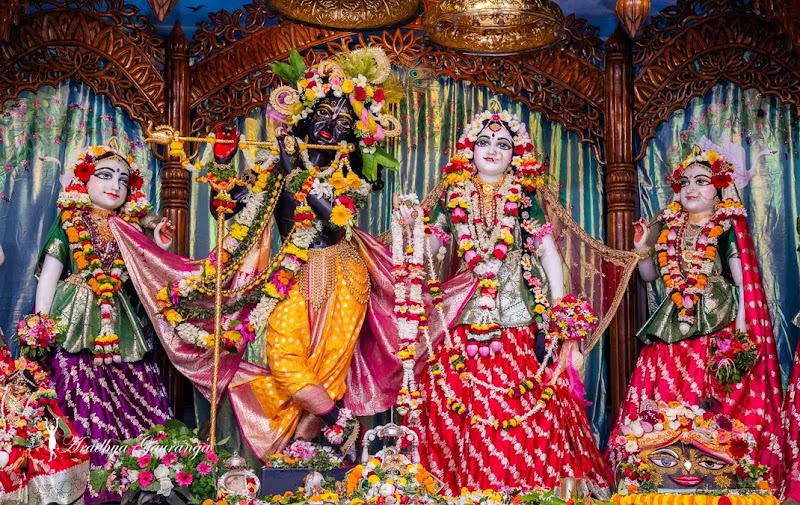 ISKCON Chowpatty - Shri Radha Krishna Mandir in Mumbai