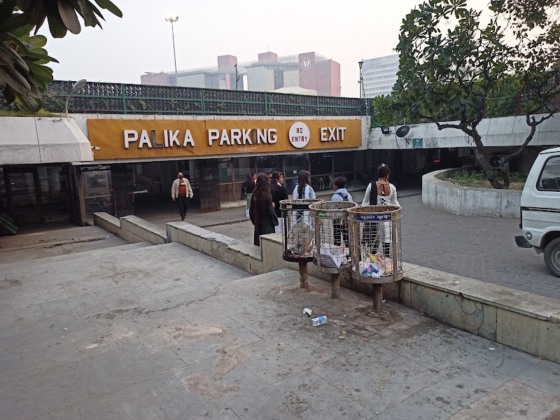 Janpath Market - Clothing Store in Delhi