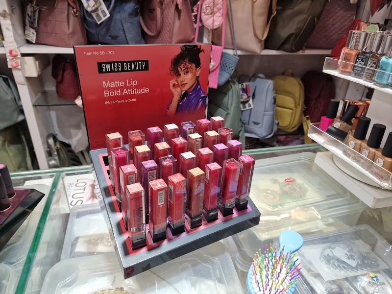 Joy cosmetics and beauty Gandhinagar kudasan