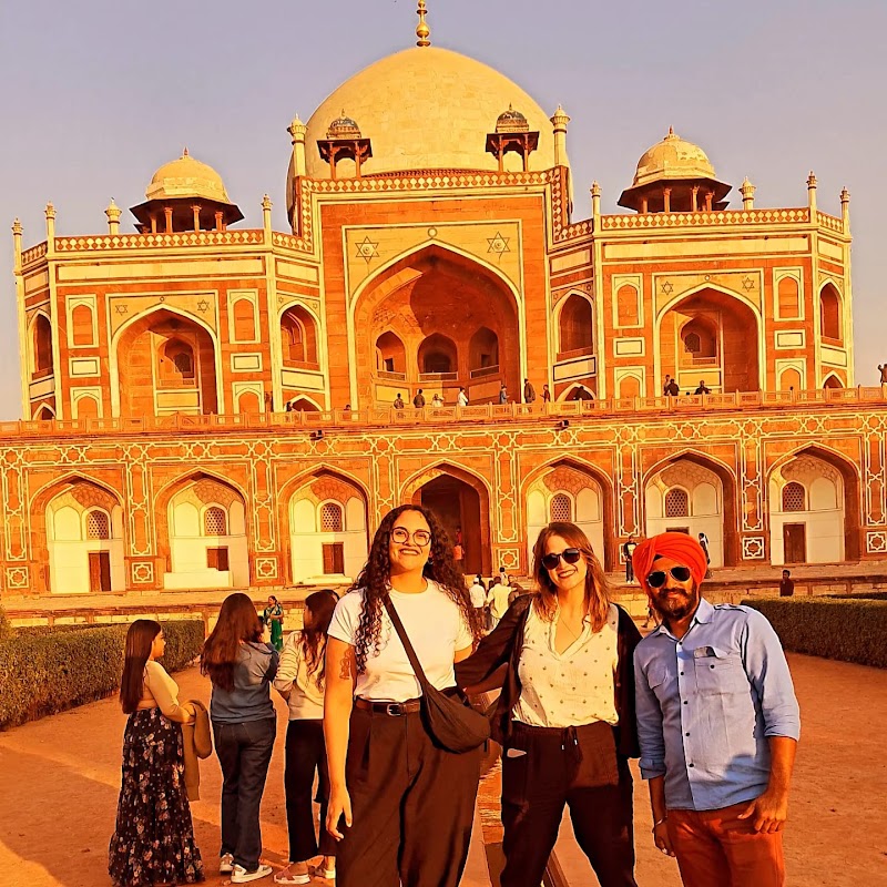 KD Taxi Pro - Taxi & Cab Services in Delhi