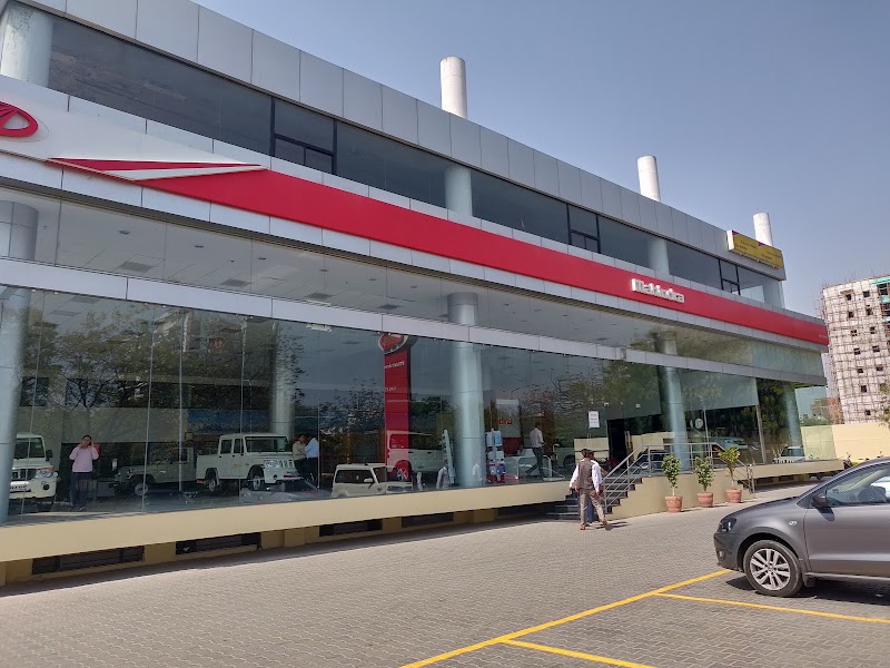 Mahindra Auto World