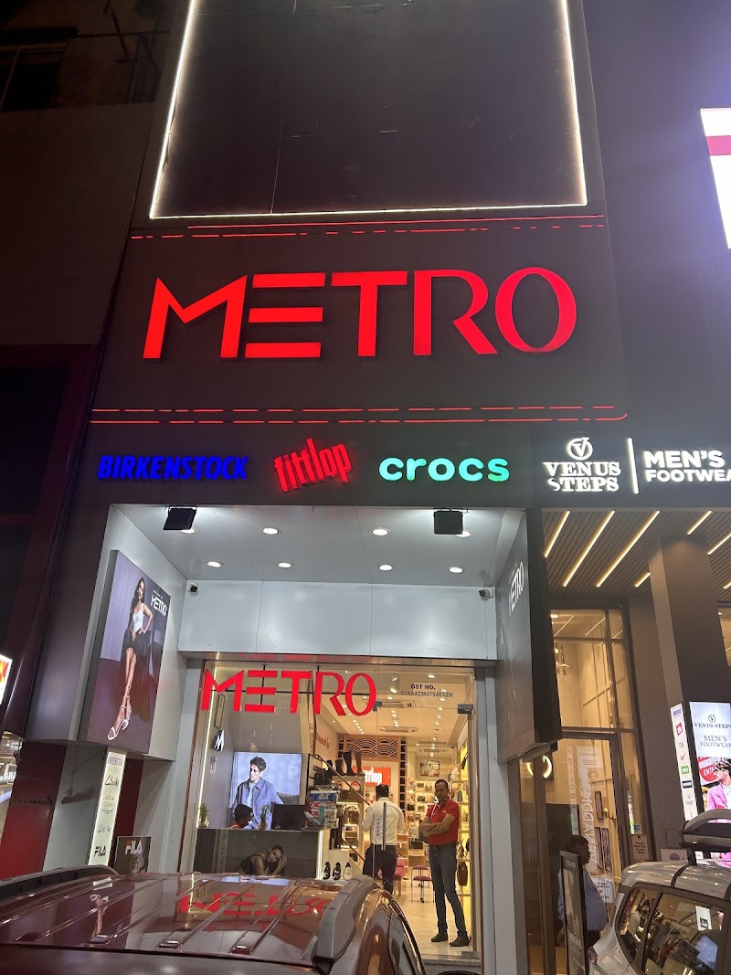 Metro Shoes - Footwear in Delhi