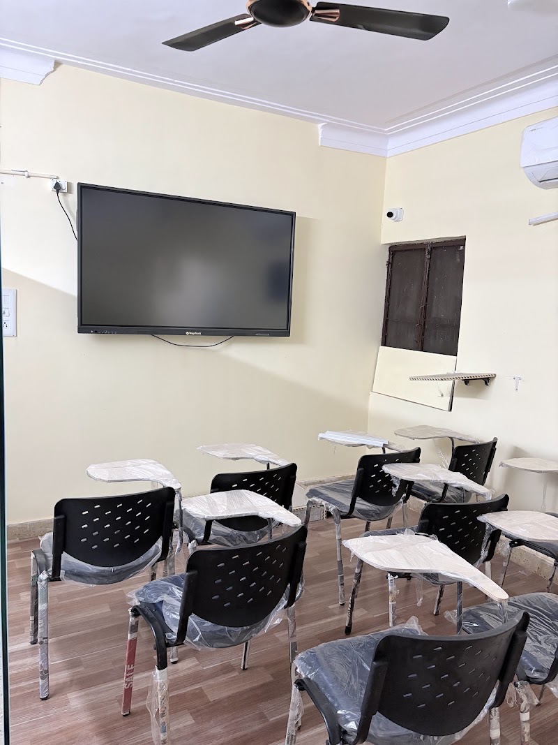 MOHIT GHAI CLASSES - Coaching JEE/NEET in Delhi