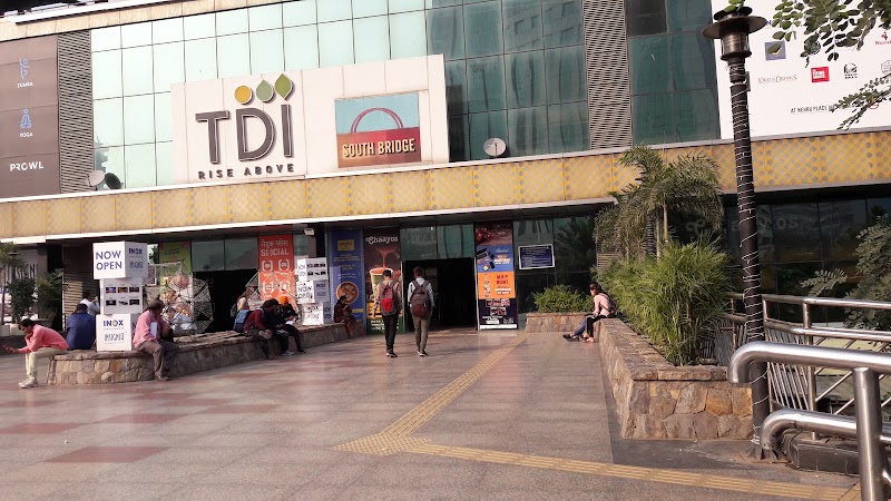 Nehru Place Store - Computer Shop in Delhi