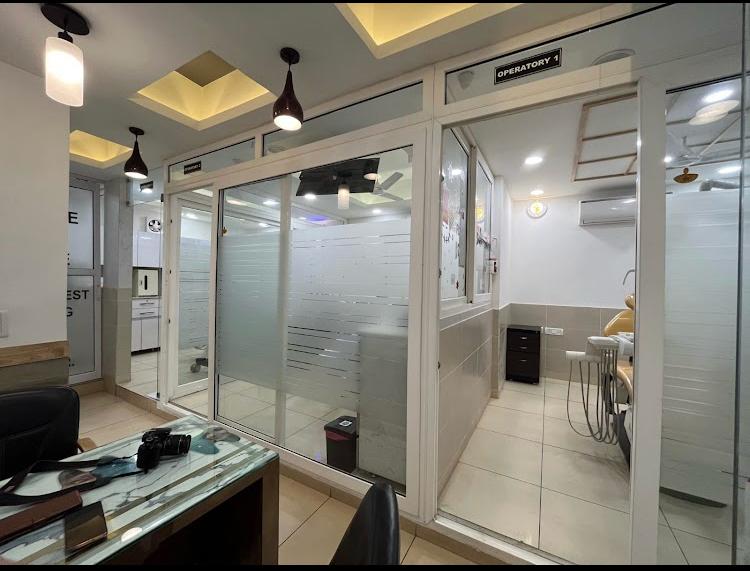 Oraa Care Smile - Dental Hospital in Delhi