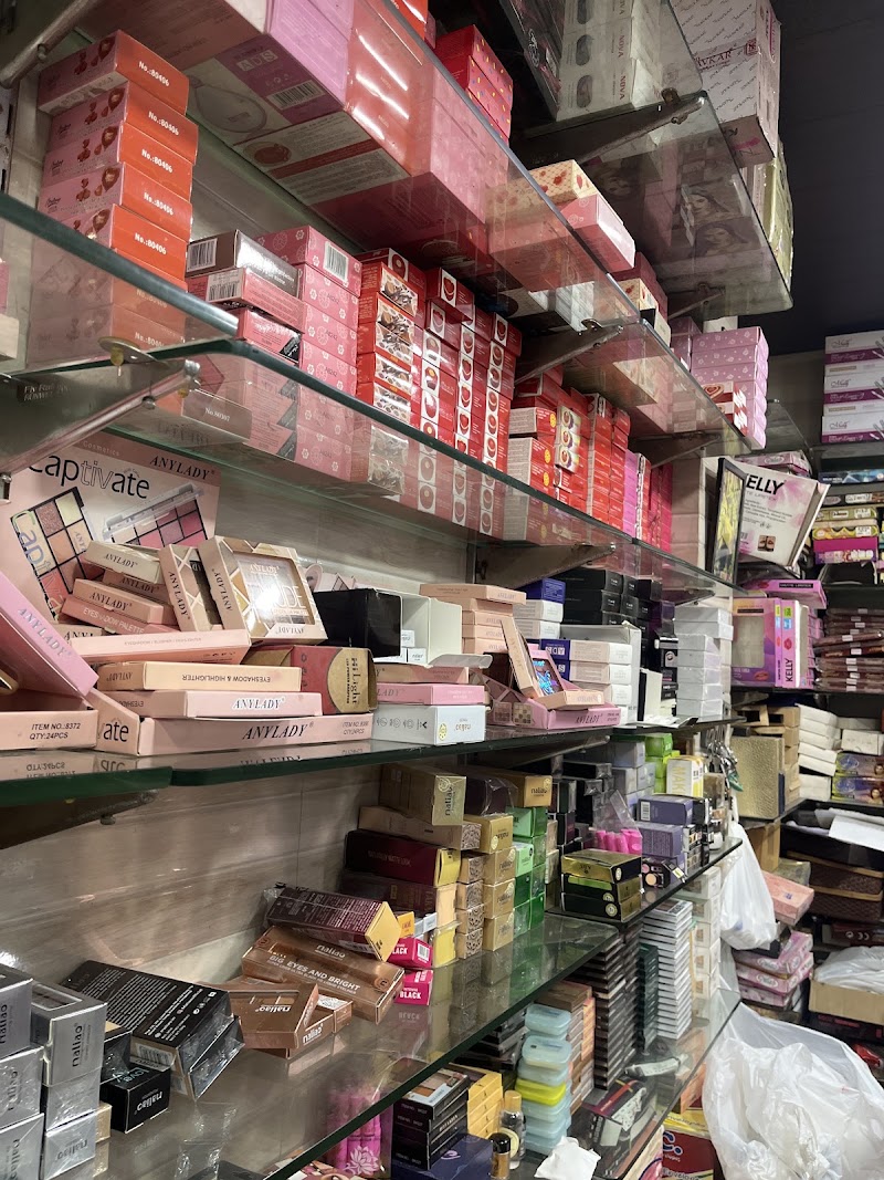 Parnika Cosmetics - Cosmetic Store in Delhi
