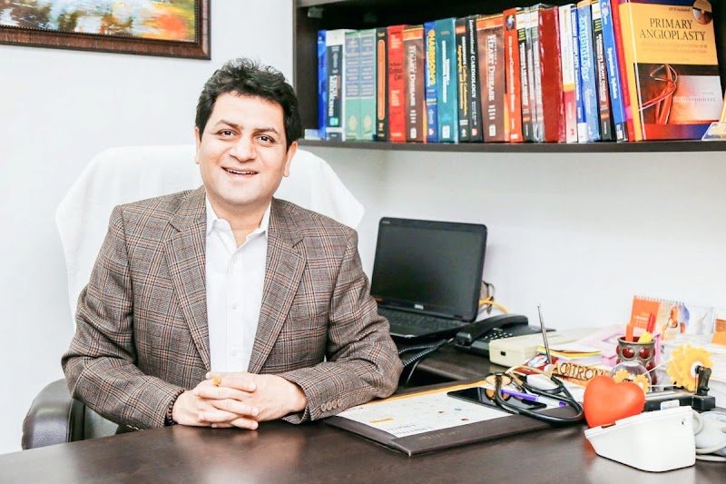 Ravi Gupta Heart - Cardiologist in Mumbai