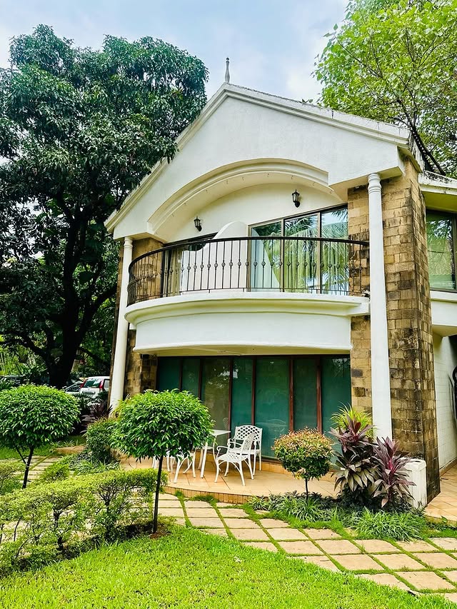 Silverador Resort Club - Resort in Mumbai