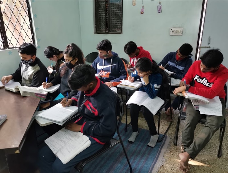 SRIC - Coaching-Commerce in Delhi