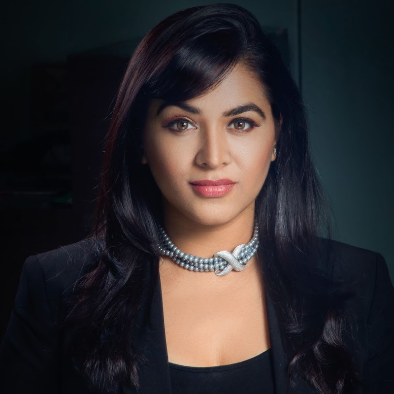 Tanya Loreal Salon - Beauty Parlor in Delhi