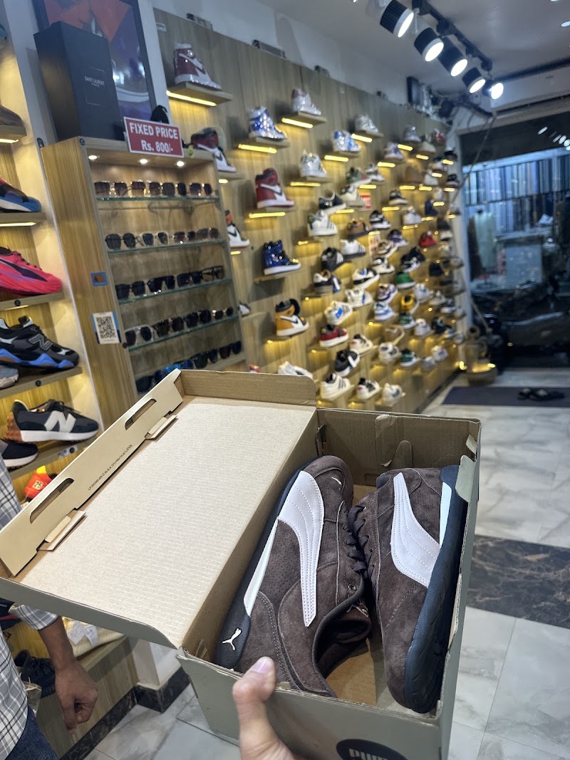 The shoeroom - Footwear in Delhi