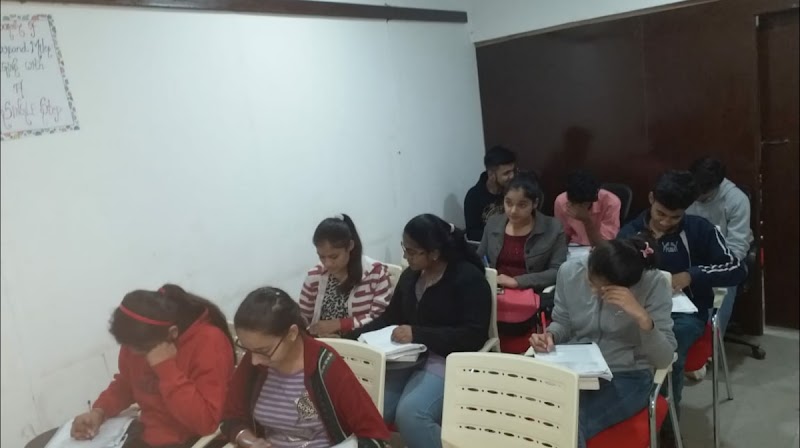The study cube - Coaching-Commerce in Delhi