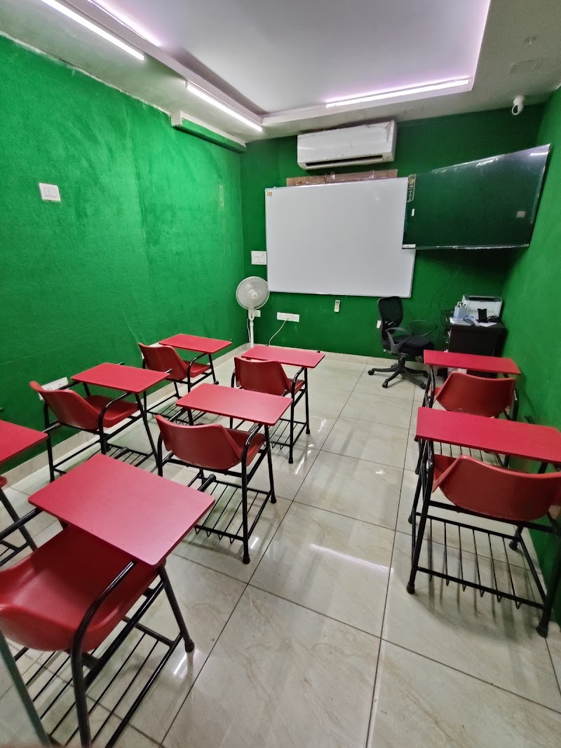 VyomCore Academy - Tuition Center in All Cities